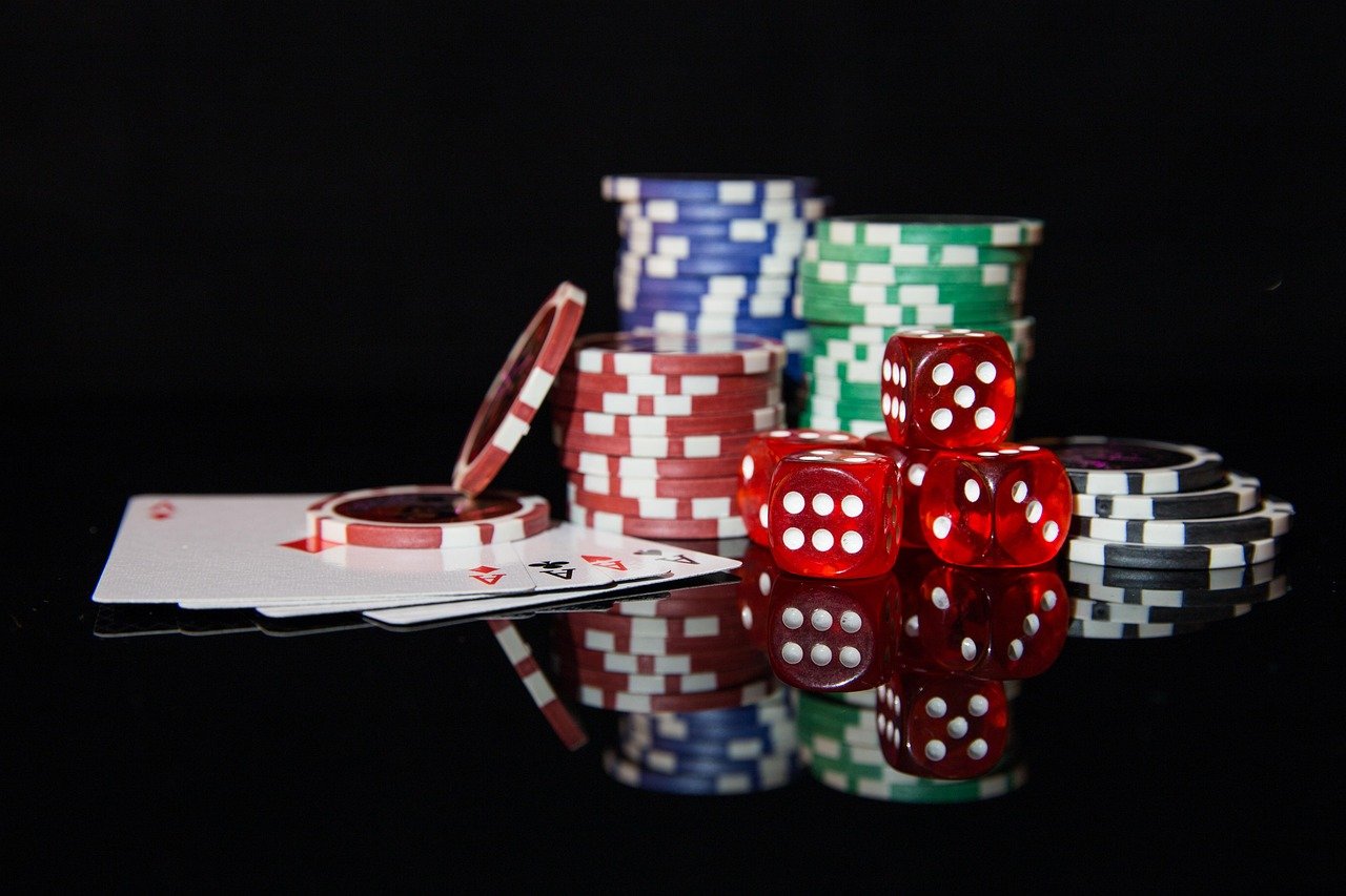 Free Slots vs. Tabletop Gaming: What They Share in Common and Where They Differ