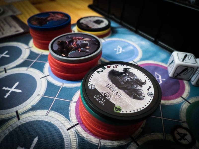 Too Many Bones review - battle mat